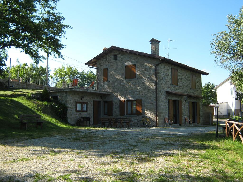 Agriturismo Il Falco Del Monte Fumaiolo Alfero Exterior photo